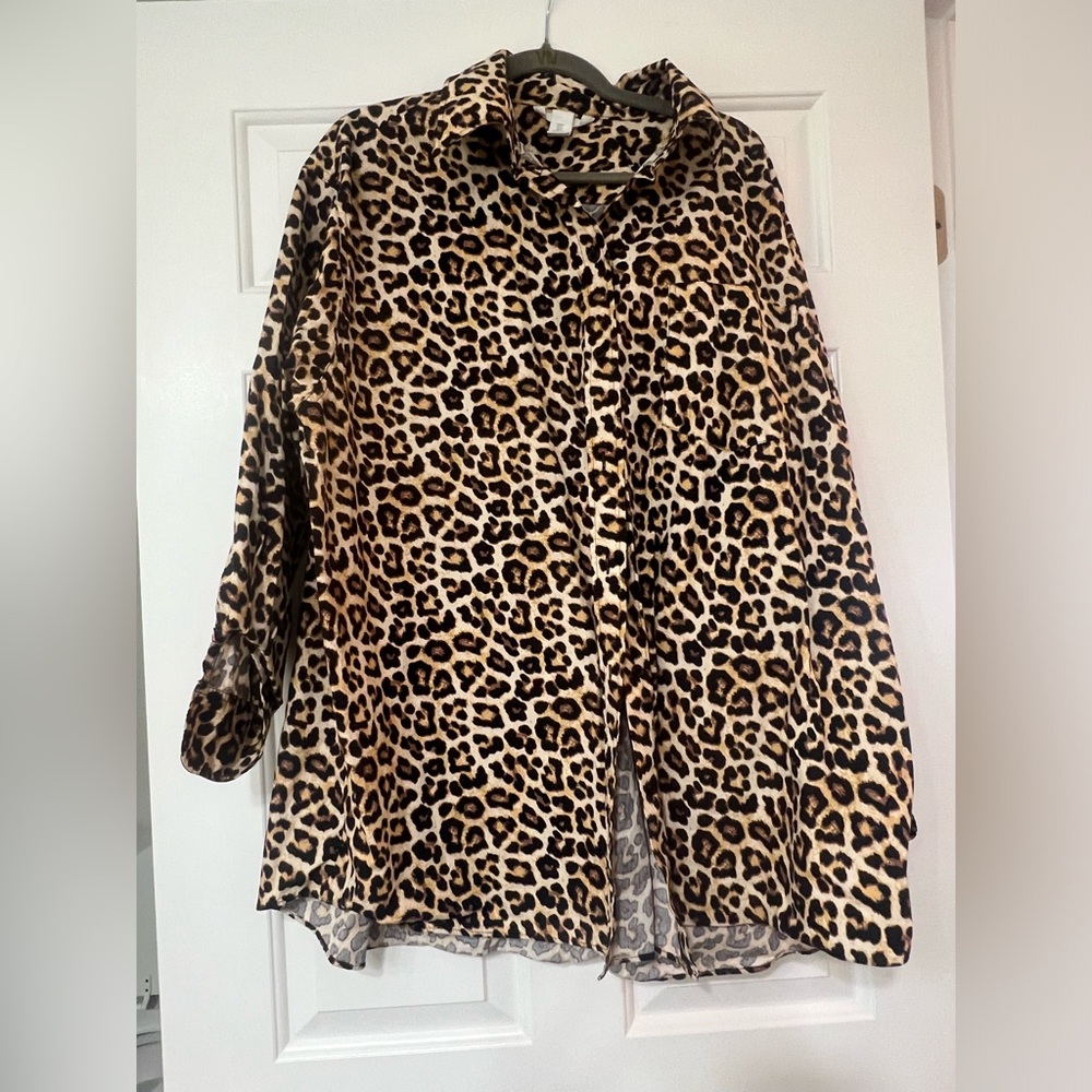 Oversized Leopard Blouse
